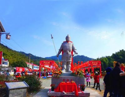 名将常遇春石雕常遇春雕塑