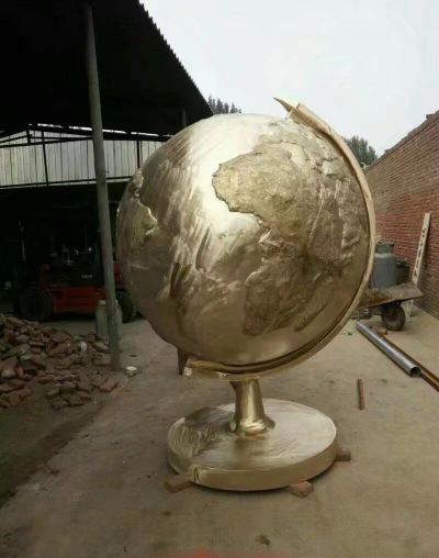 不锈钢地球仪雕塑园林户外大型景观装饰摆件 地球仪雕塑大型造型过程公司