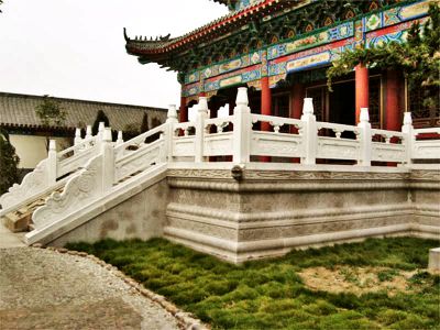 景点楼梯台阶安装汉白玉镂空扶手栏板 栏板雕塑花岗岩质量好雕栏南阳