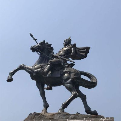 景区摆放铸铜古代将军骑马人雕像 