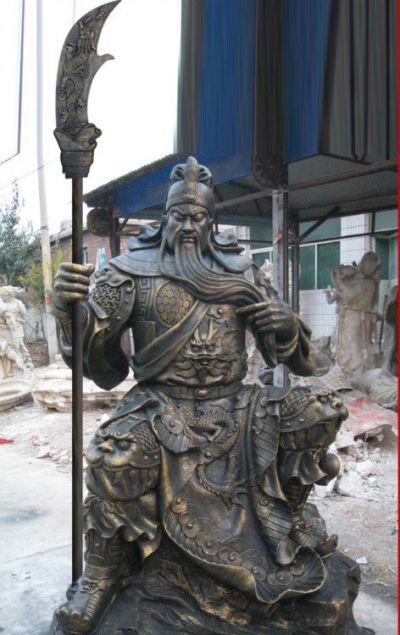 寺庙景区供奉佛像坐着拿刀的武财神关公雕塑 关公雕塑公园主楼纪念币寿山石