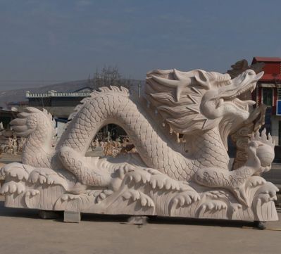 青石石雕大型动物景观龙雕塑 