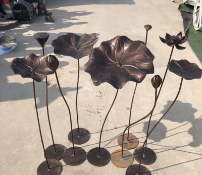 玻璃钢仿铜创意莲花莲叶雕塑 
