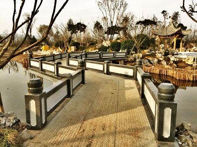 公园园林石桥安装花岗岩防护栏板 