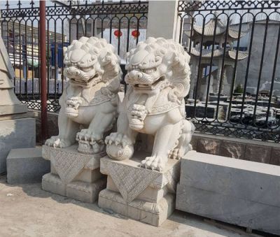 别墅庭院青石石雕一对镇宅招财狮子雕塑 狮子雕塑图片石预判石陂正宗