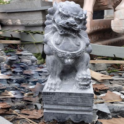 青石石雕门前摆件一对招财辟邪狮子雕塑 狮子雕塑青石诗词阳台砂石