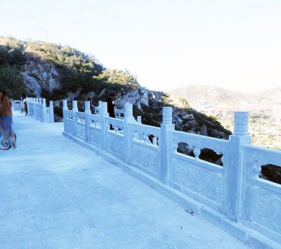 寺庙景点台阶安装青石防护栏板 