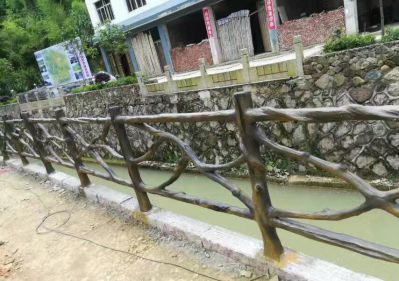 河道景观仿木树脂防护栏杆 栏杆雕塑价格园林景区水泥