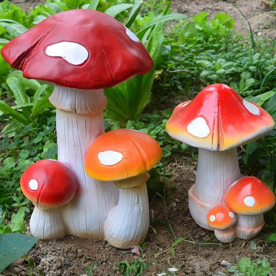 园林花园玻璃钢卡通蘑菇雕塑 蘑菇雕塑小品树脂理念成品