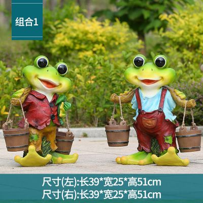 玻璃钢卡通挑水的卡通青蛙雕塑 青蛙雕塑大全寿山石莲蓬小区
