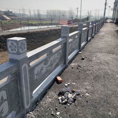 河道路边安装花岗岩雕花防护栏板 