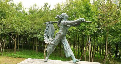 公园园林摆放玻璃钢仿青铜渔民人物归来雕塑 