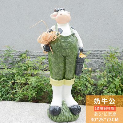 园林户外玻璃钢卡通动物景观奶牛雕塑 奶牛雕塑水牛牛城传说家庭