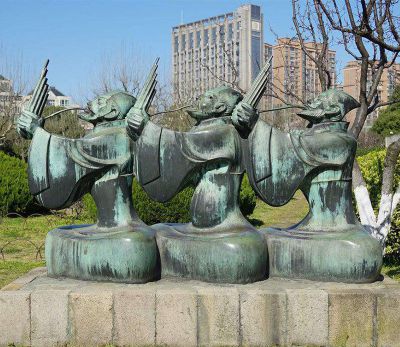吹奏笙的抽象古代人物铜雕吹奏雕塑 音乐乐器