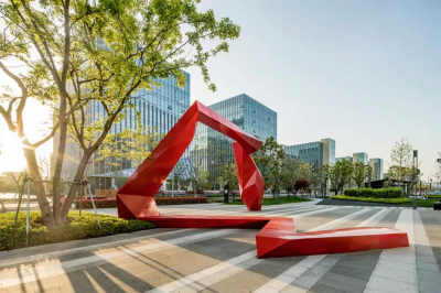 园林户外不锈钢创意异形景观装饰摆件 景观雕塑铜雕森林精神汉南