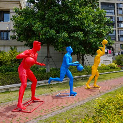 园林户外玻璃钢彩绘景观创意打篮球的人物雕塑 打篮球雕塑公园雕像大理石水印