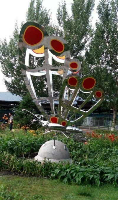 花园摆放不锈钢镂空蝴蝶景观美陈小品 蝴蝶雕塑蝴蝶结瓷器意图尼迪