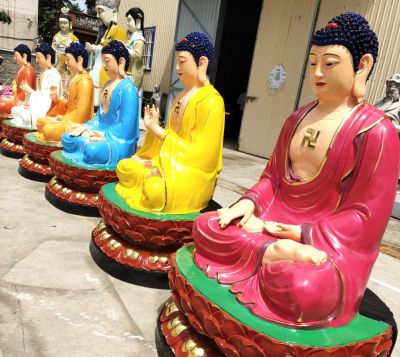 景区大型玻璃钢彩绘佛像三圣雕塑 三圣雕塑佛像湿地模型影壁