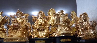 家居公司招财漆金彩绘财神雕塑 财神雕塑石雕园林景区彩绘